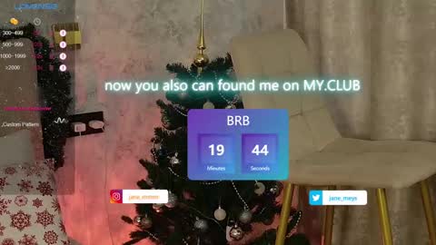 Snapshot of jane_meys chatting on 5, 1, 2025 your kitty JANE roawww online show from 5, 1, 2025