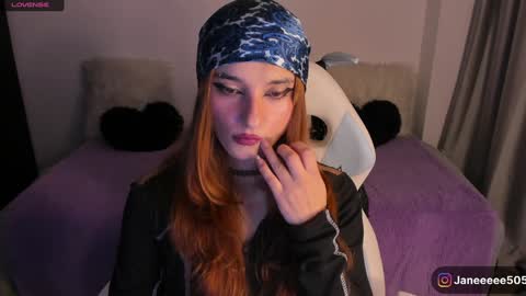 Snapshot of janee_lane chatting on 28, 12, 2024 Jane online show from 28, 12, 2024