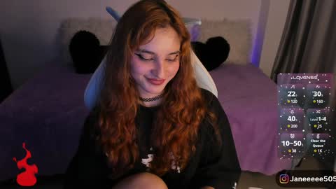 Snapshot of janee_lane chatting on 5, 1, 2025 Jane online show from 5, 1, 2025