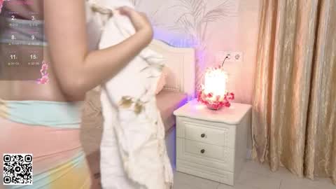 Snapshot of janepuff chatting on 31, 10, 2025 janepuff online show from 31, 10, 2025