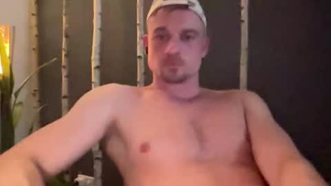 Snapshot of janettarobin chatting on 4, 3, 2026 RoJan online show from 4, 3, 2026