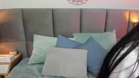 Janne for u online show from 20, 9, 2025