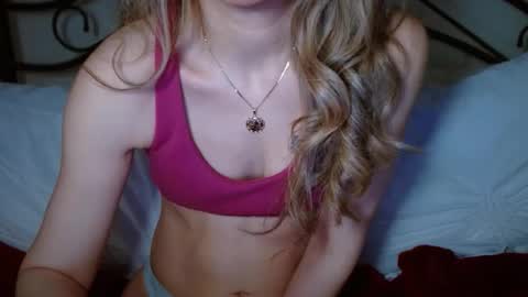 Snapshot of januarydaze chatting on 26, 2, 2026 the small pp whisperer ball puncher online show from 26, 2, 2026