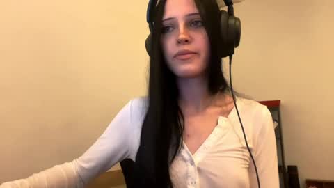 Lily online show from 5, 6, 2026