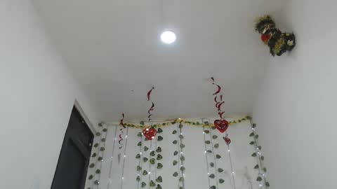 Monik online show from 4, 3, 2025