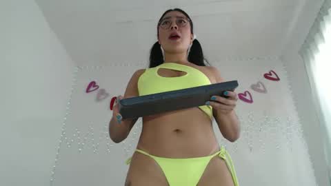 Snapshot of japonesa01 chatting on 1, 3, 2026 Monik online show from 1, 3, 2026