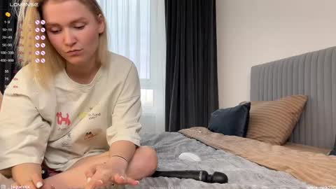 Emily  online show from 4, 3, 2025