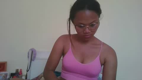 Snapshot of jarevava chatting on 10, 10, 2025 Jarevava online show from 10, 10, 2025