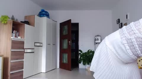 Jasmin room for people 40 online show from 28, 5, 2026