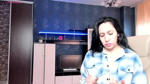 jasmin_milf online show from 6, 3, 2026