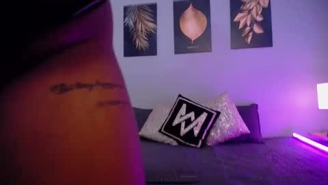 Instagram jasminecampbell1  online show from 13, 12, 2024