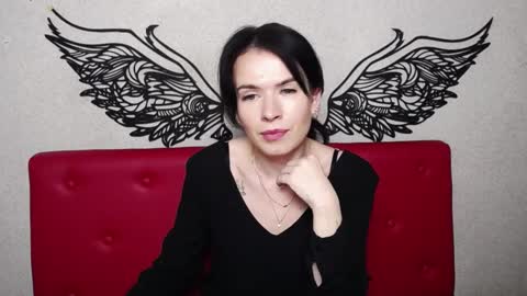 JasmineKouch online show from 2, 2, 2025