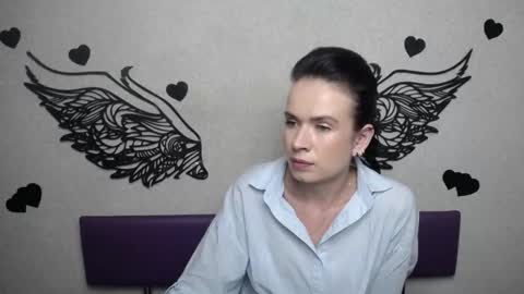 JasmineKouch online show from 24, 9, 2025