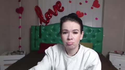 JasmineKouch online show from 11, 2, 2026