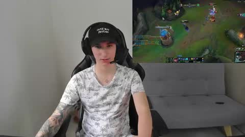 Snapshot of jasper__thompson chatting on 27, 12, 2024 jasper__thompson online show from 27, 12, 2024