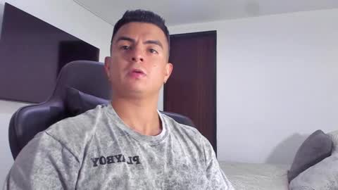 JBrooksXx online show from 6, 3, 2025