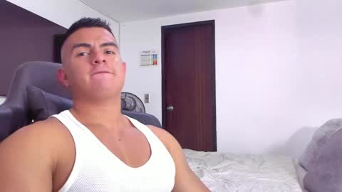 JBrooksXx online show from 10, 3, 2025