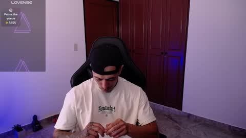 JKing  online show from 6, 4, 2026