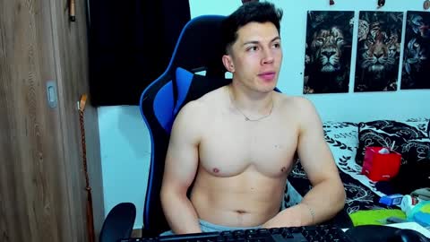 Javier online show from 5, 12, 2024