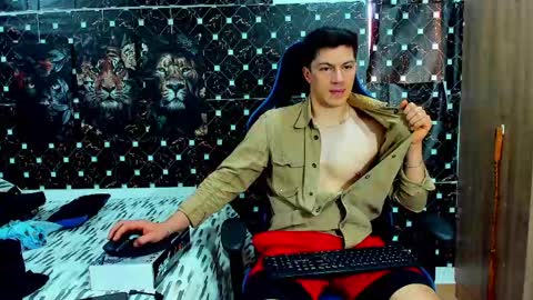 Snapshot of javiersexymann chatting on 8, 5, 2026 Javier online show from 8, 5, 2026