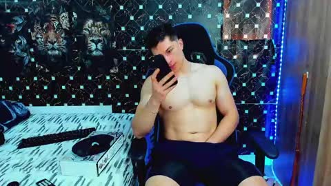 Snapshot of javiersexymann chatting on 4, 6, 2026 Javier online show from 4, 6, 2026