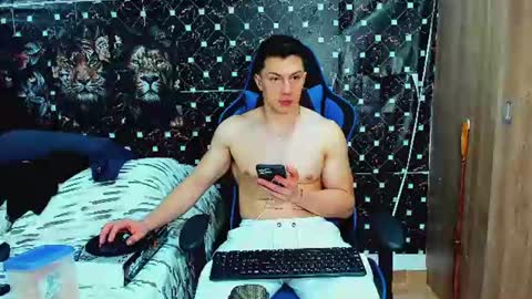 Javier online show from 30, 6, 2026