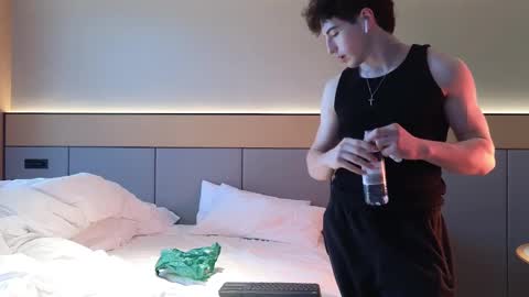 THE HOUSE online show from 6, 2, 2025