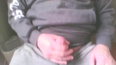 Snapshot of jaycu1962 chatting on 16, 4, 2026 Jay online show from 16, 4, 2026