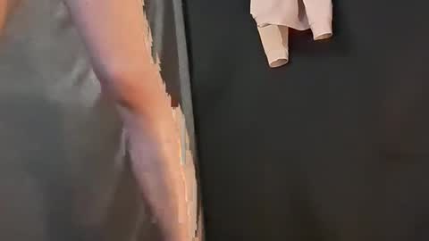 Snapshot of jaysub77 chatting on 4, 11, 2025 J online show from 4, 11, 2025