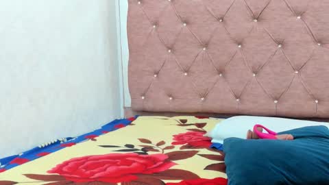 jazmin040_ online show from 16, 1, 2026