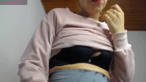jazmin online show from 26, 9, 2025