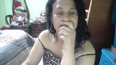 jazmim online show from 8, 10, 2025