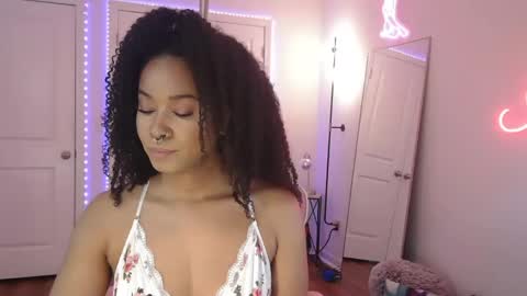 Snapshot of jazminefox chatting on 16, 2, 2026 Jazmine Fox online show from 16, 2, 2026