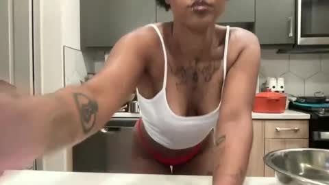 jazminetea online show from 15, 6, 2026