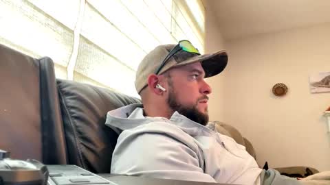 Snapshot of jbills910910 chatting on 18, 3, 2026 jbills910910 online show from 18, 3, 2026