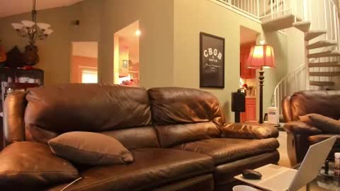 JDinEuless online show from 5, 10, 2025