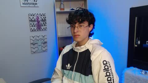 Snapshot of jeam_hot chatting on 18, 1, 2025 jeam_hot online show from 18, 1, 2025