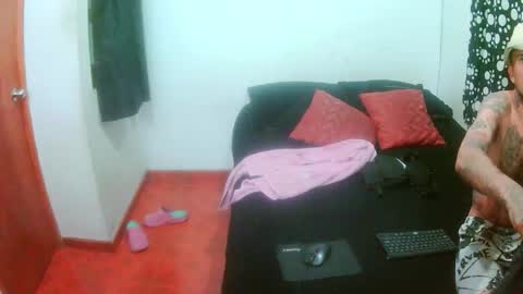 Snapshot of jean1pouk chatting on 11, 9, 2025 jean1pouk online show from 11, 9, 2025