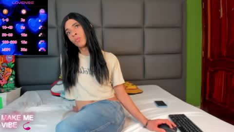J E A N online show from 28, 2, 2025