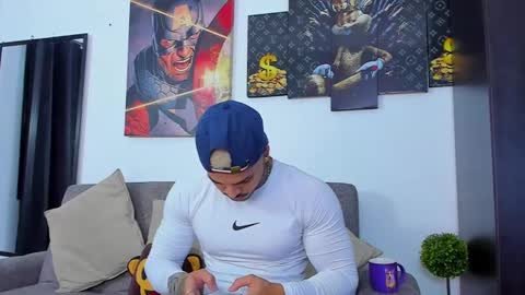 Snapshot of jean_lopez chatting on 27, 1, 2025 Jean axelcrow Modelo Independiente online show from 27, 1, 2025