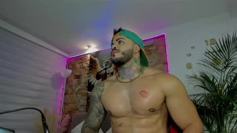 Snapshot of jean_lopez chatting on 29, 4, 2026 Jean axelcrow Modelo Independiente online show from 29, 4, 2026