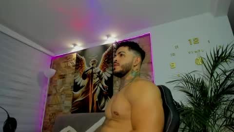 Snapshot of jean_lopez chatting on 12, 5, 2026 Jean axelcrow Modelo Independiente online show from 12, 5, 2026