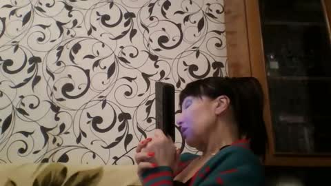 JeaneDavis online show from 11, 2, 2025