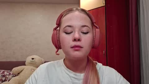 Sofia online show from 24, 10, 2025