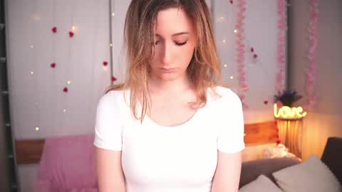 Hello im Mary 3 online show from 19, 5, 2026