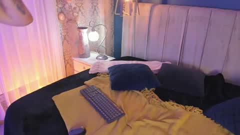 Snapshot of jeannesabatier chatting on 28, 9, 2025 Jean online show from 28, 9, 2025