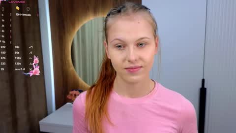 Snapshot of jeanninebeall chatting on 4, 2, 2026 Bella online show from 4, 2, 2026