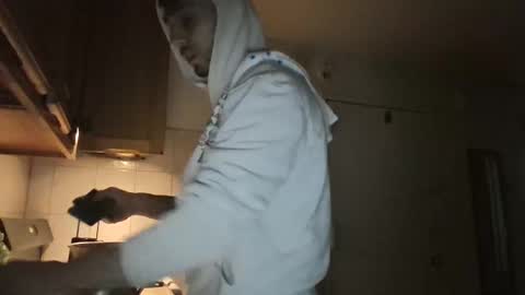 jean pier bello Silva online show from 16, 12, 2024