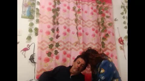 jeans_and_emma online show from 8, 3, 2025