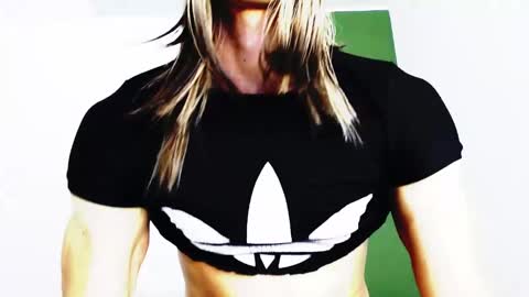 Snapshot of jeanys_sneider chatting on 21, 2, 2025 Jeays online show from 21, 2, 2025